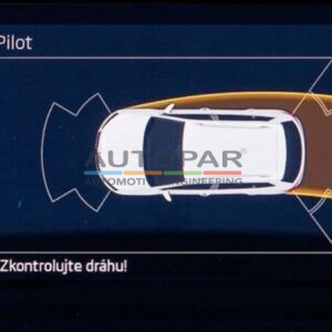 Skoda Scala voor en achter parkeersensoren